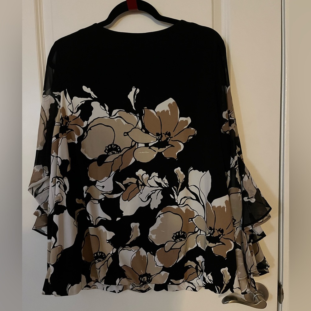 Beautiful blouse black and brown